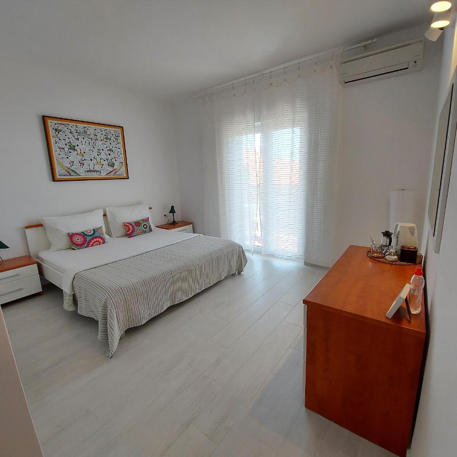 Guest House Mediterranean Hvar Town Eksteriør bilde